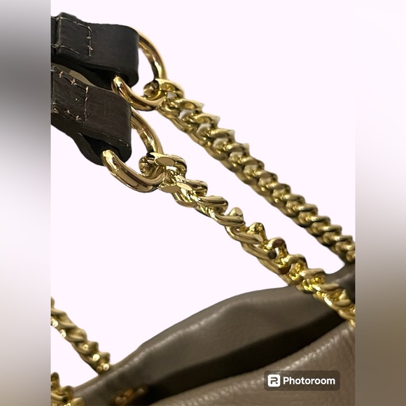 Valentina Made in Italy Genuine buttery soft leather bag/crossbody🔥 - Picture 11 of 16